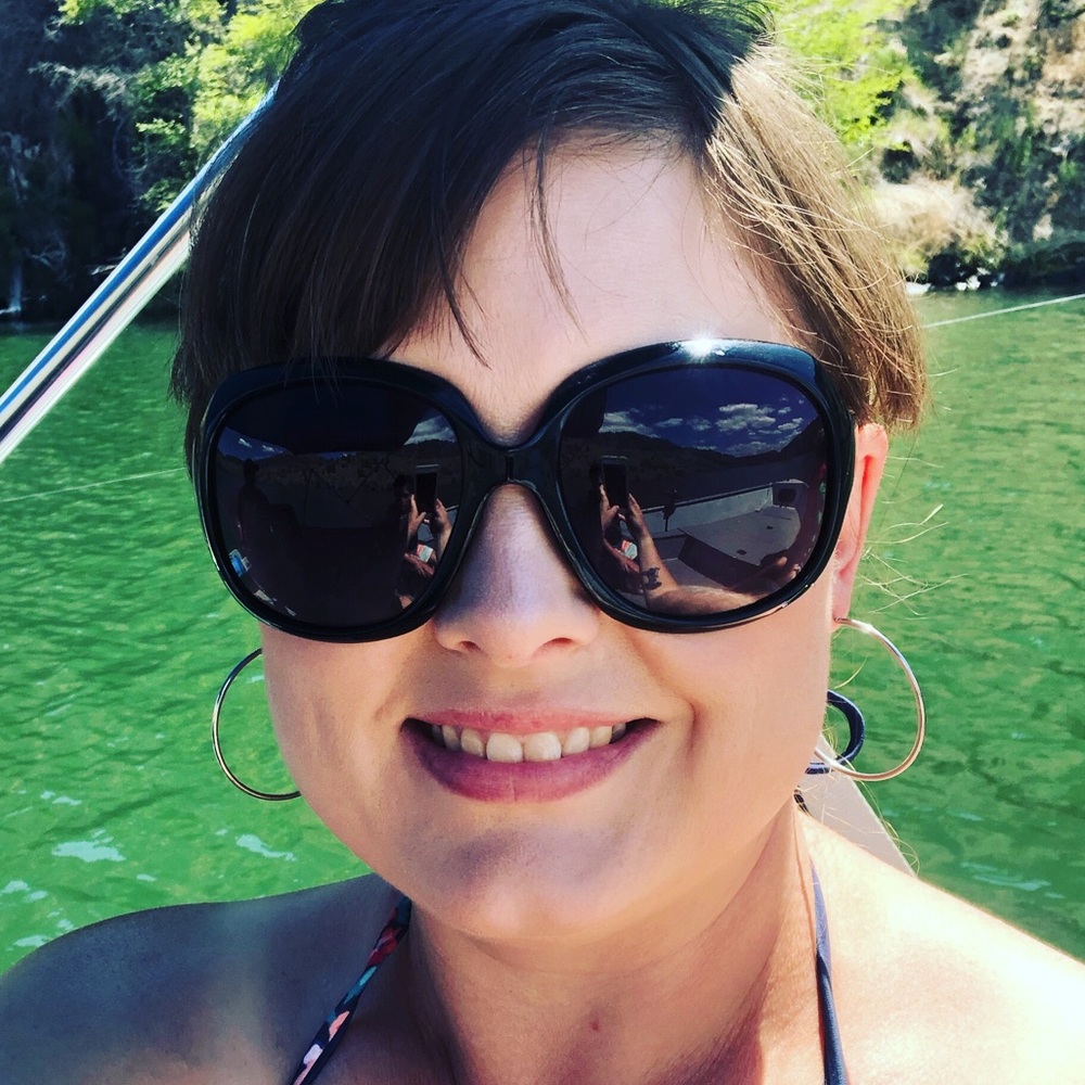 Meet your Posher, Kimberly